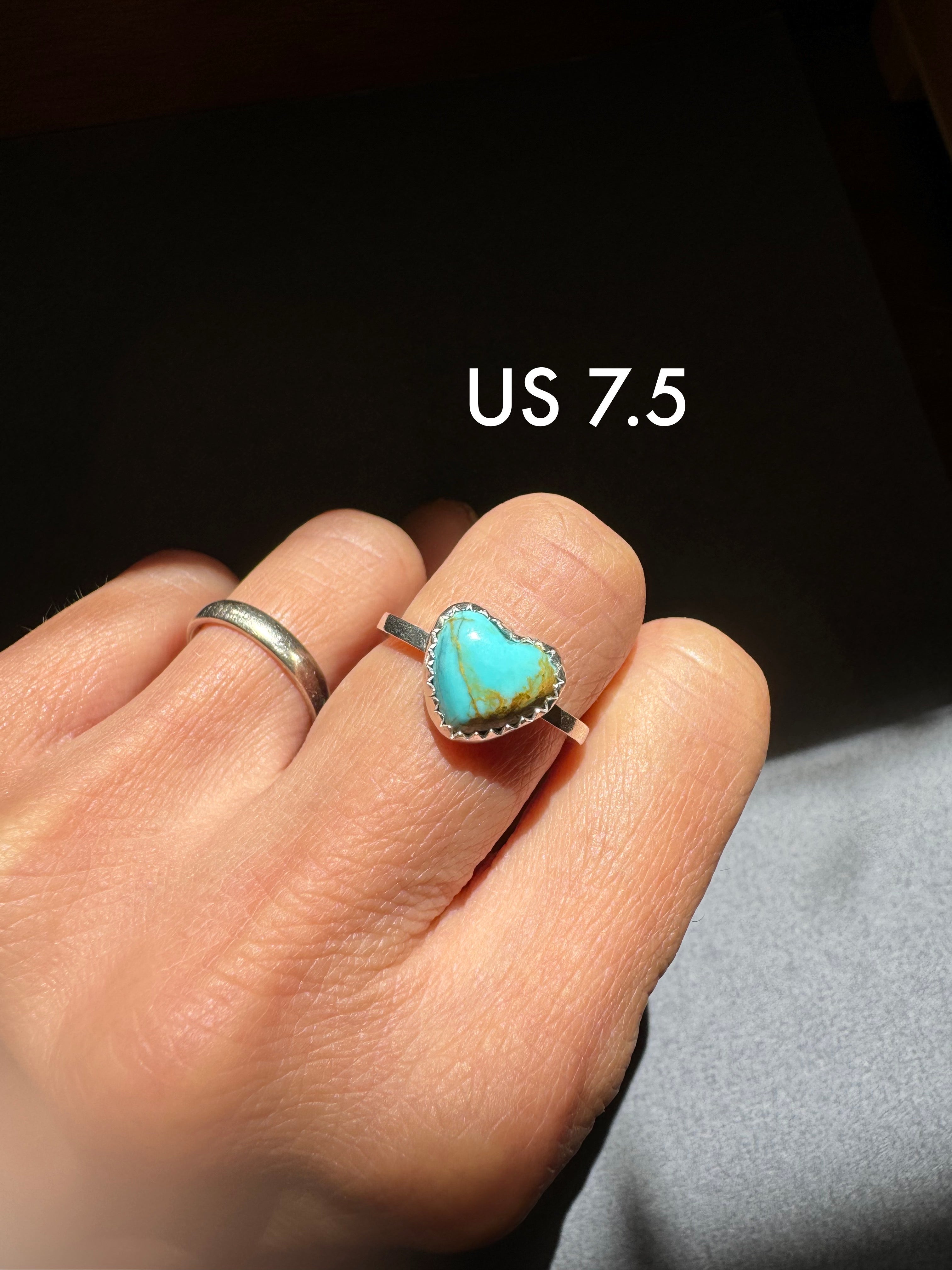 Artisanlab Jewelry Kingman Turquoise Mini Heart stacking ring